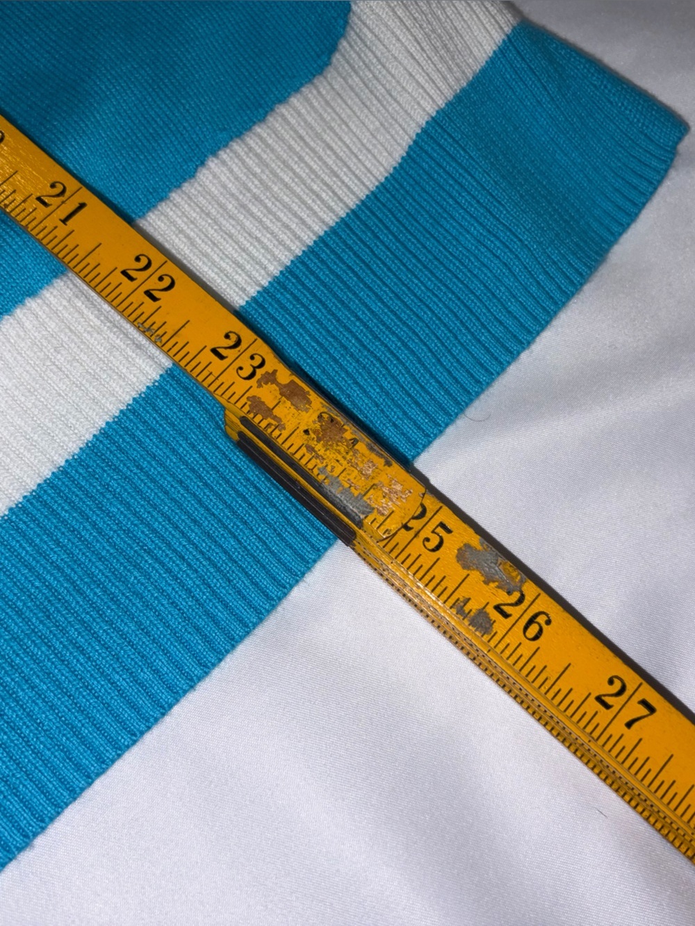 Vintage Blue V-Neck Sweater with White Trim lot B - Picture 3 of 4